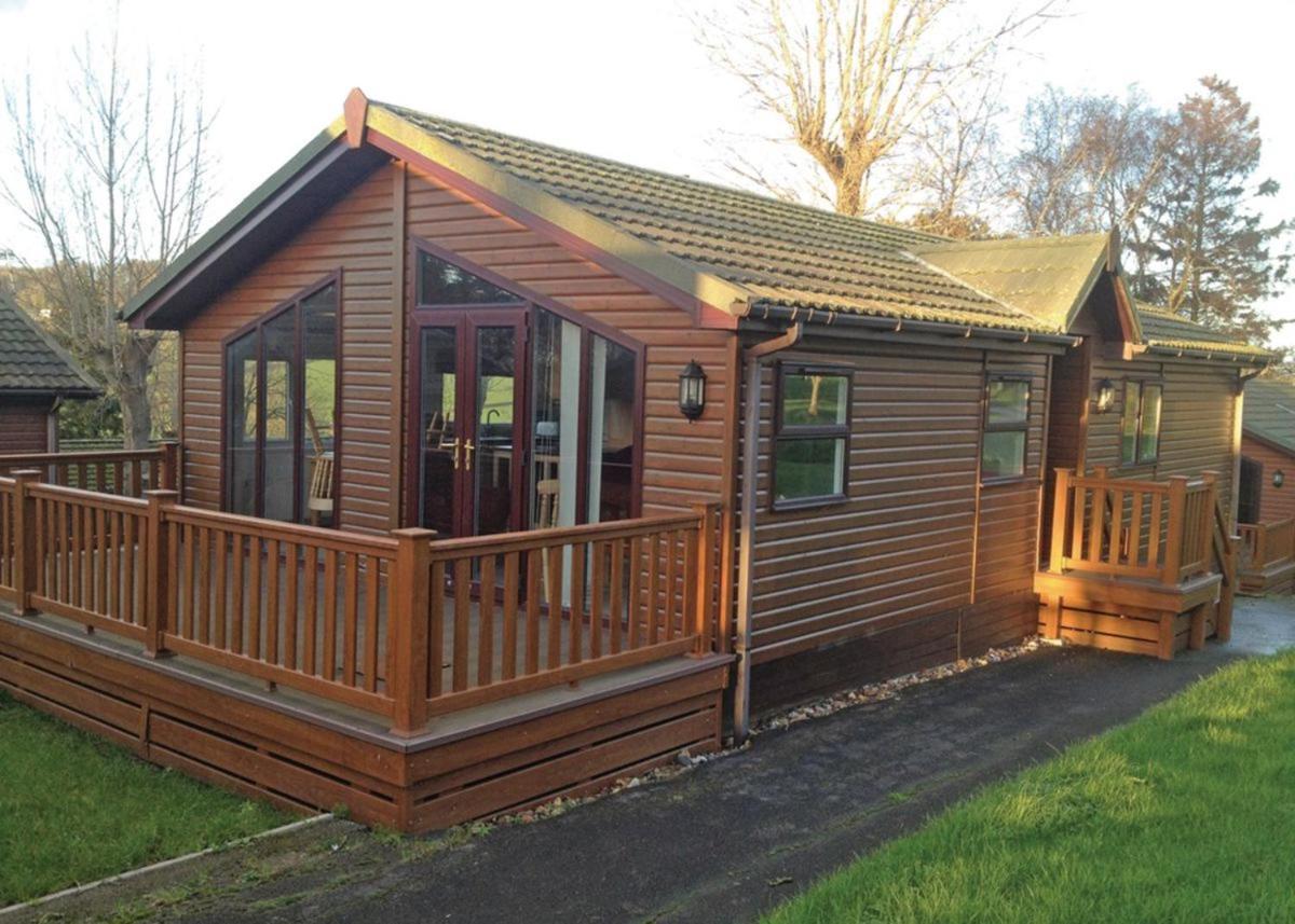 Newlands Park Charmouth Exterior photo